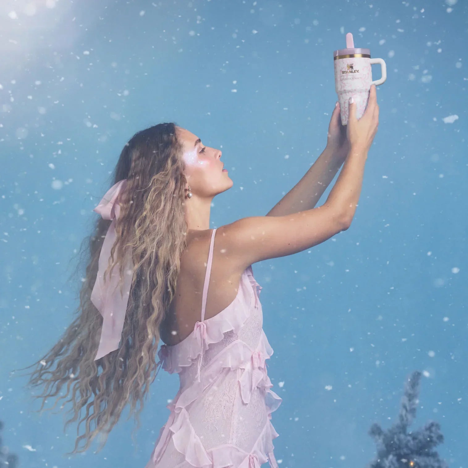 STANLEY THE QUENCHER "LOVESHACKFANCY" KOLEKSİYONU | 0.59L - Bow Chantilly